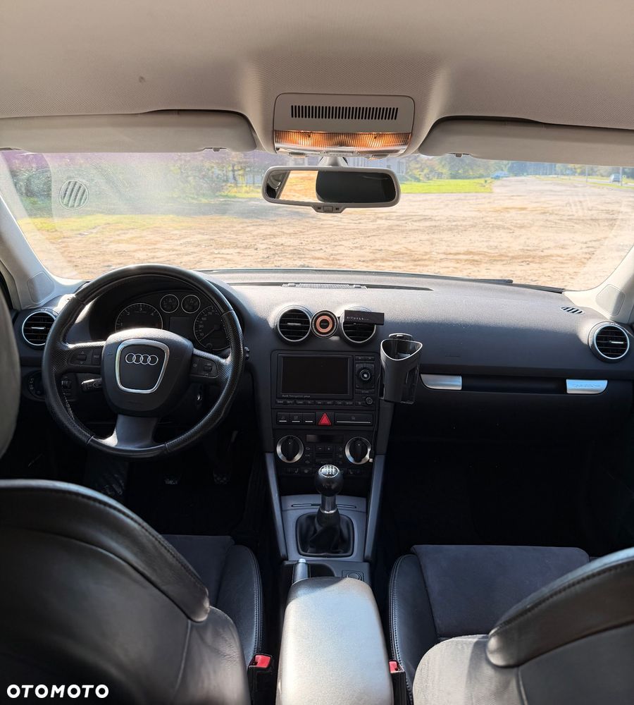 Audi A3 Sportback 2.0 TDI DPF quattro Ambition - 13