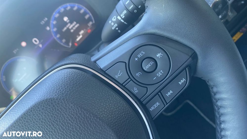 Toyota RAV4 2.5 Hybrid VVT-iE 4x4 Luxury - 12