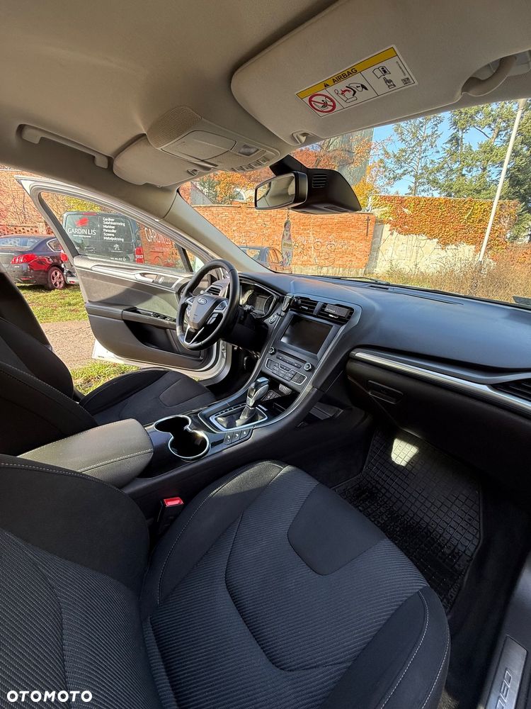 Ford Mondeo 2.0 TDCi Titanium PowerShift - 8