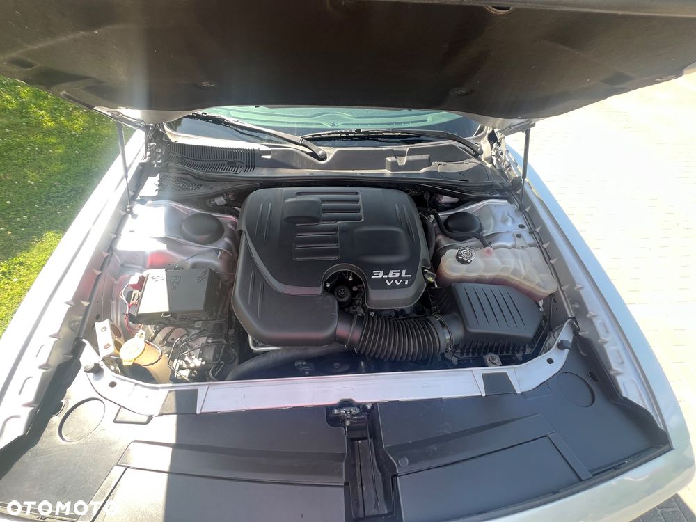 Dodge Challenger - 5