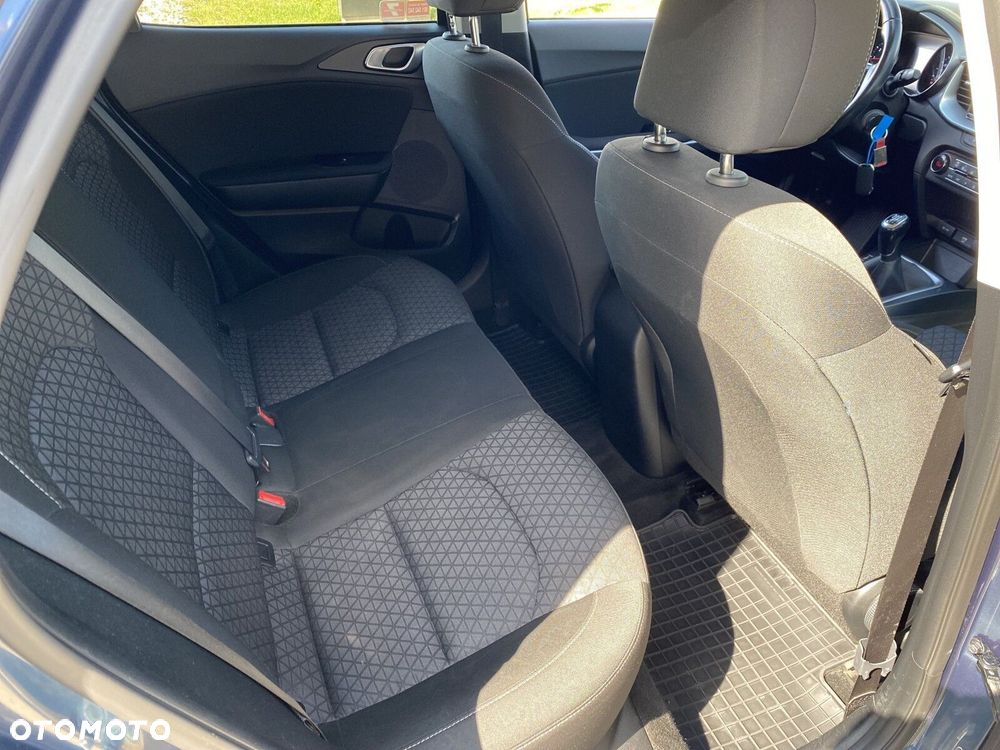 Kia XCeed - 14