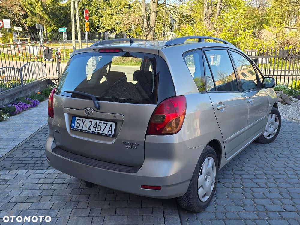 Toyota Corolla Verso 1.6 - 7