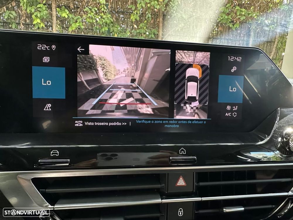 Citroën C4 PureTech 130 Stop&Start EAT8 SHINE - 28
