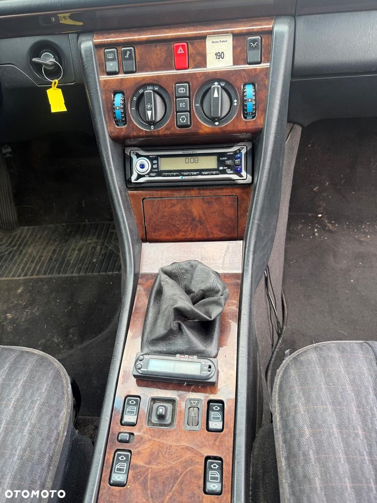 Mercedes-Benz W124 (1984-1993) - 9