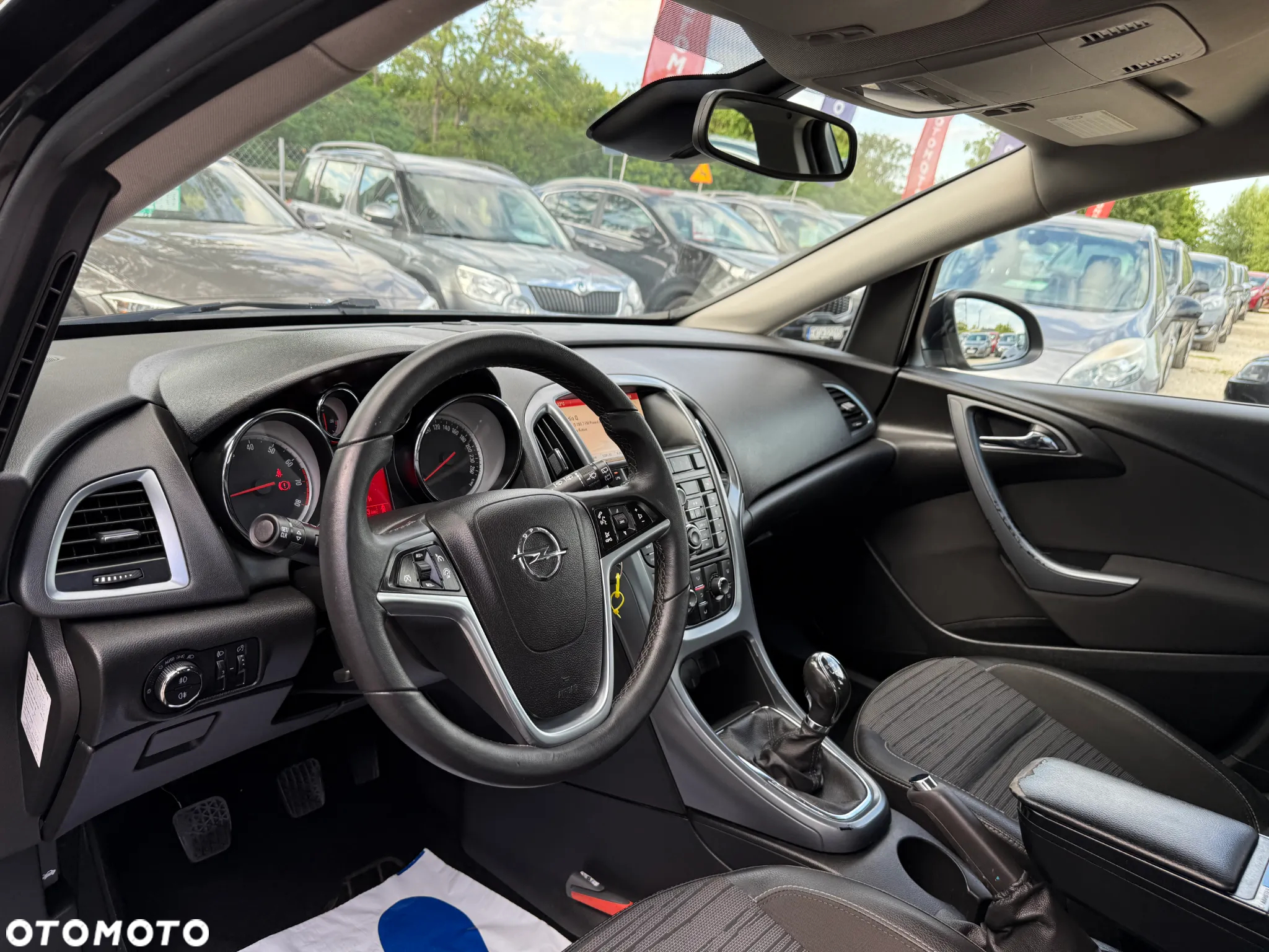 Opel Astra IV 1.4 T Cosmo S&S - 26