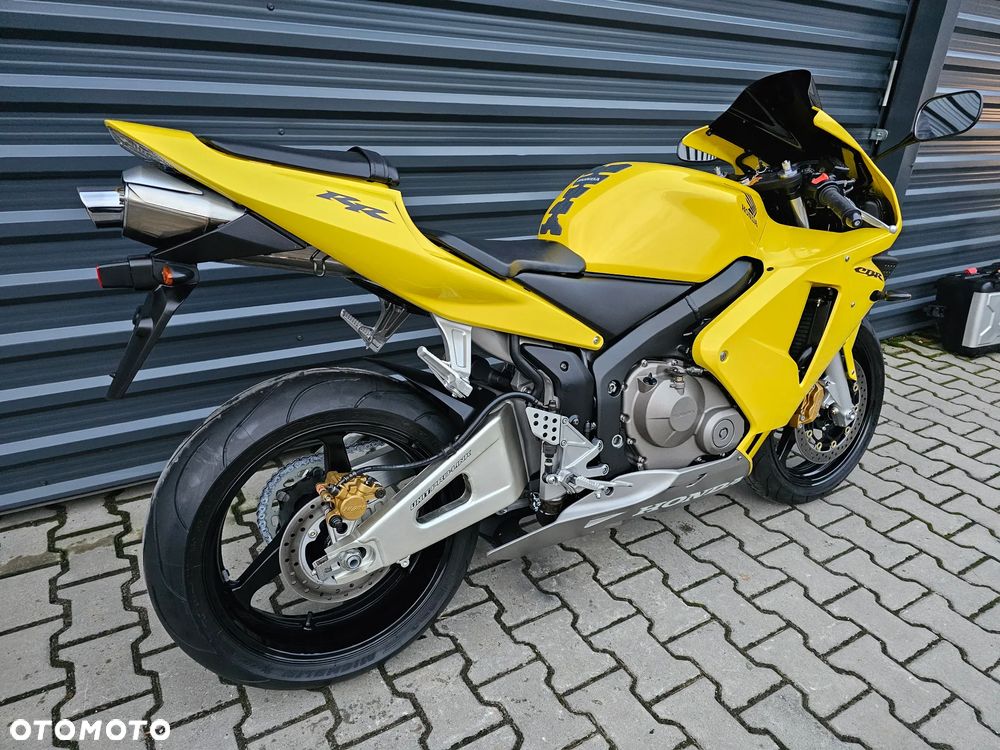 Honda CBR - 4