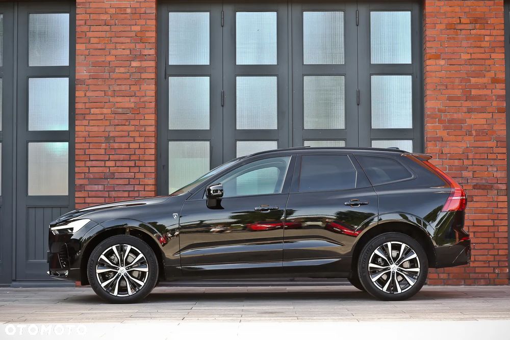 Volvo XC 60 B5 D AWD Ultimate Dark - 10