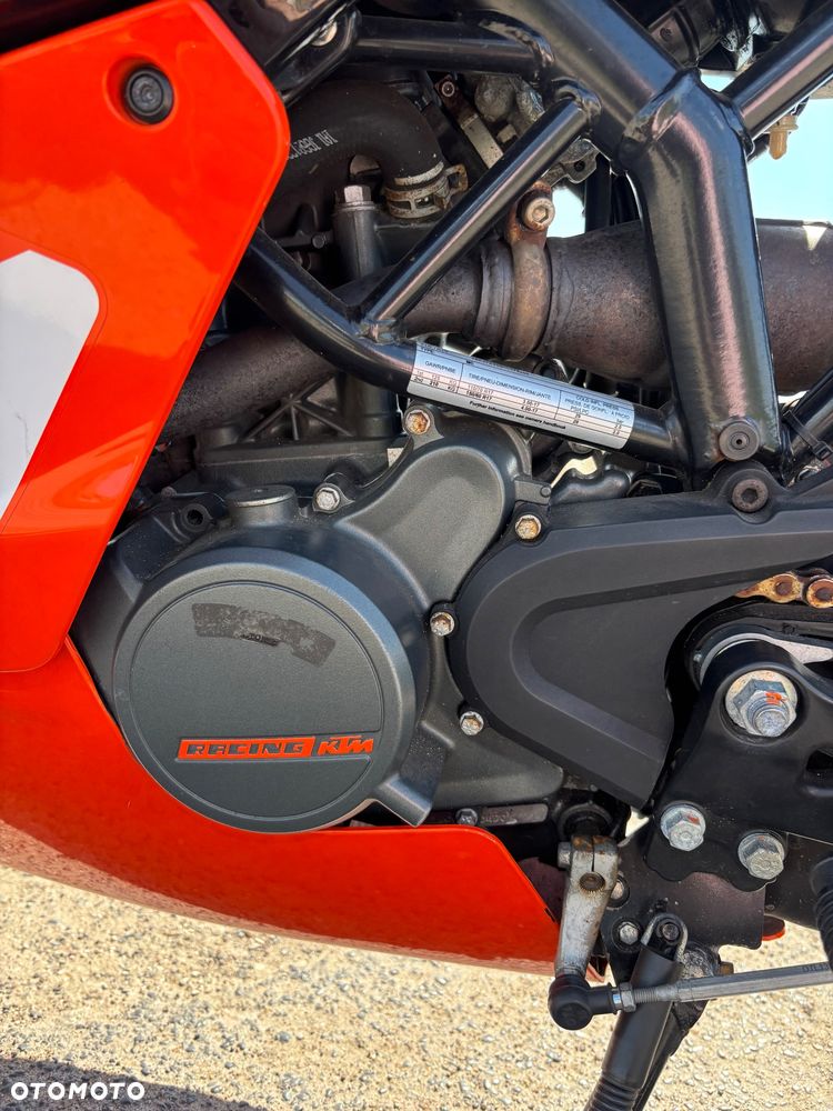 KTM RC 125 - 11