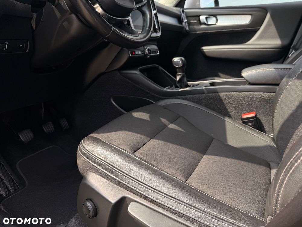 Volvo XC 40 D3 Momentum Pro - 14