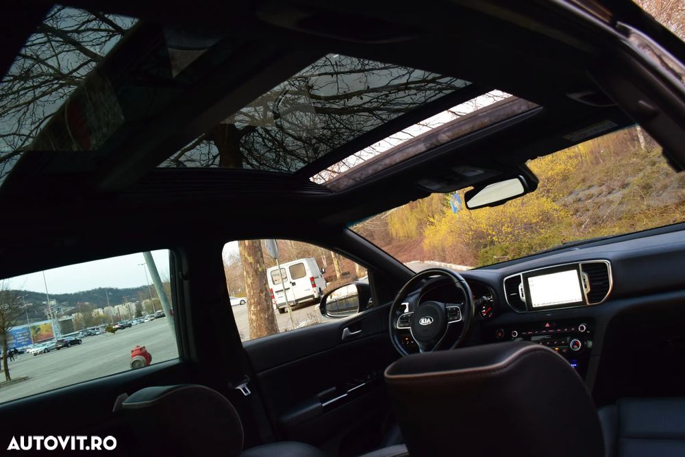 Kia Sportage 2,0 CRDI AWD Aut. GT Line - 17