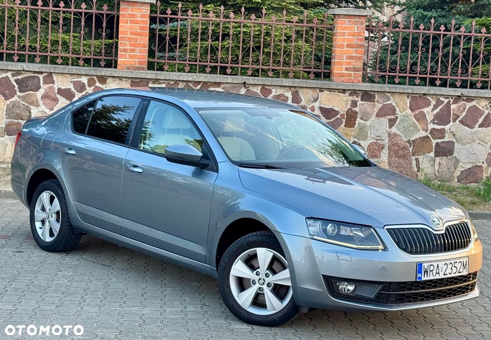 Skoda Octavia 1.8 TSI Green tec DSG Elegance - 4