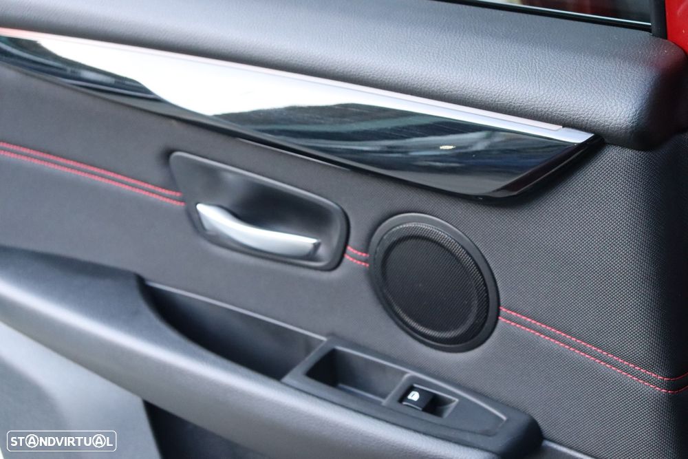 BMW 216 Active Tourer d Line Sport Auto - 31