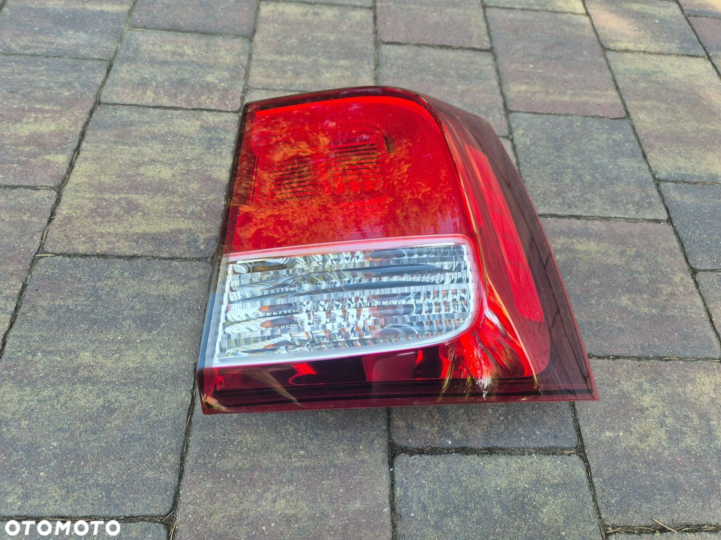 LAMPA PRAWY LEWY TYL KIA SORENTO II LIFT - 3
