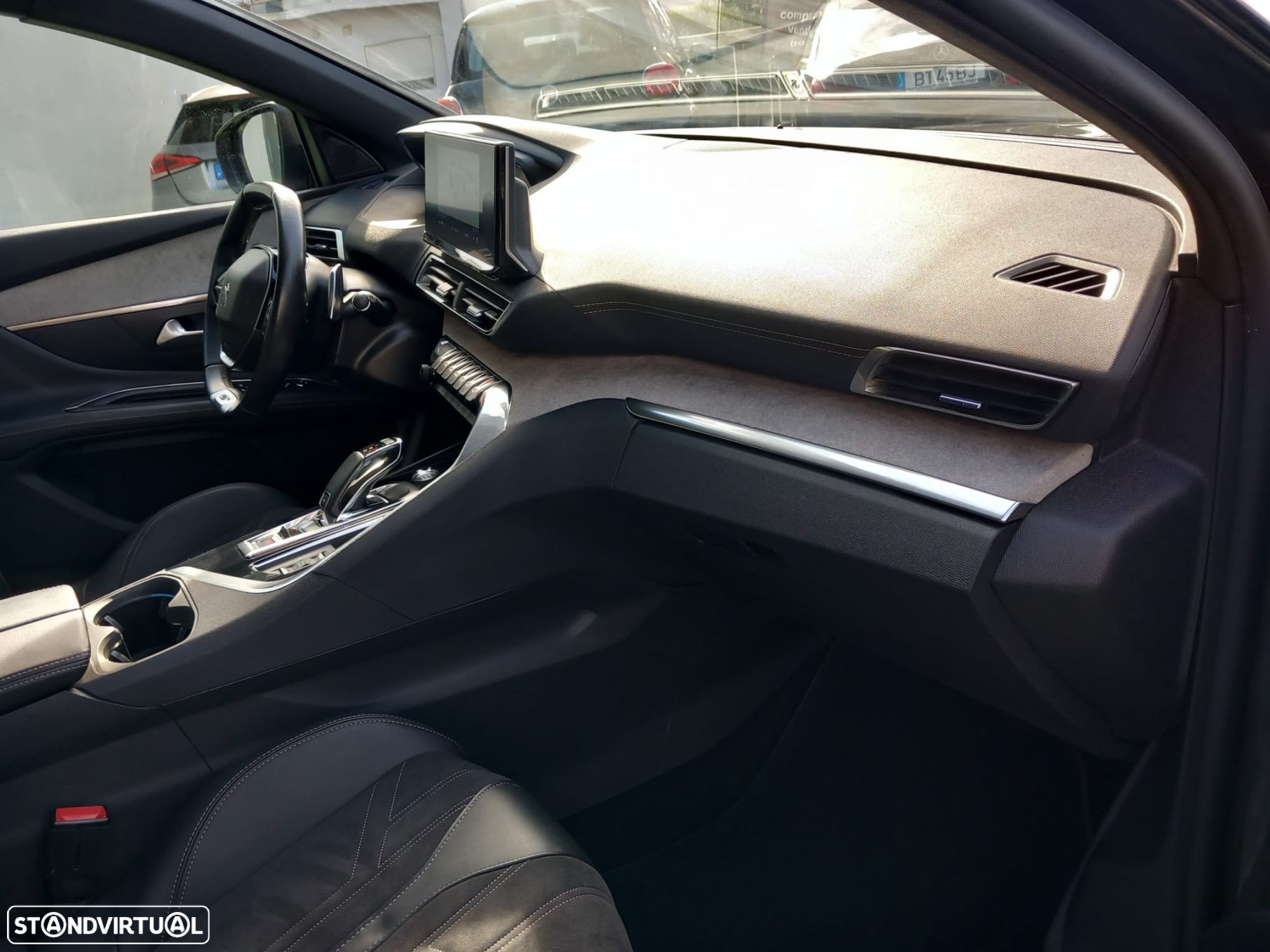 Peugeot 3008 1.5 BlueHDi GT Line EAT8 - 12