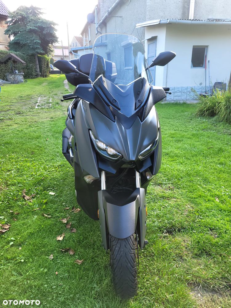 Yamaha X-max - 10