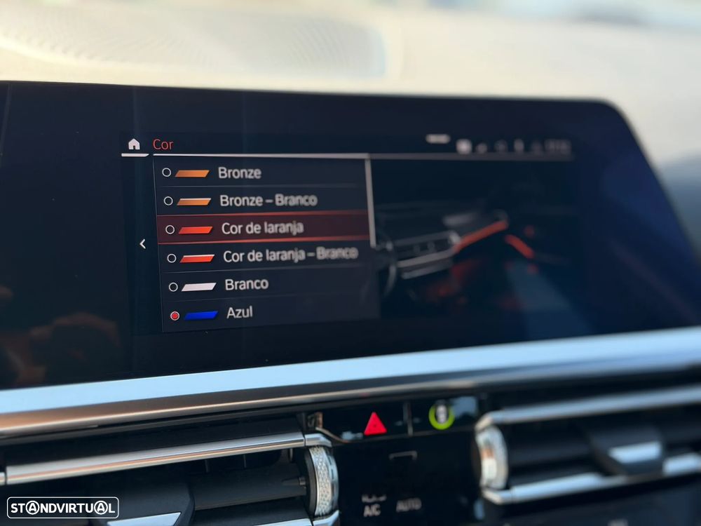 BMW 330 e Pack M Auto - 23