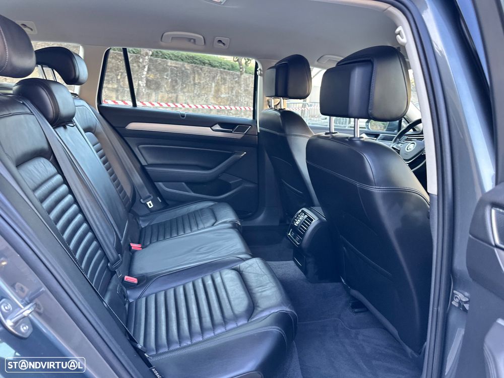 VW Passat Variant 2.0 TDi Highline DSG - 50