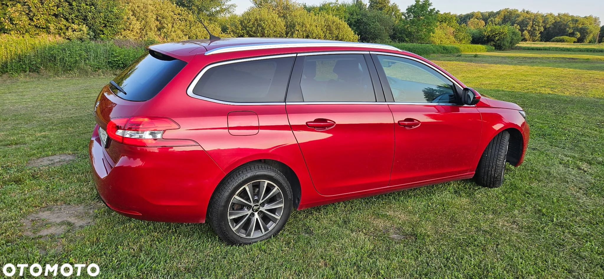 Peugeot 308 1.2 PureTech Allure S&S - 14