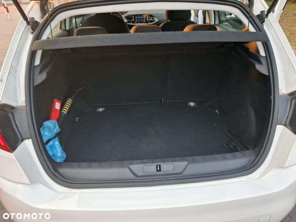 Peugeot 308 1.5 BlueHDi Access S&S - 15