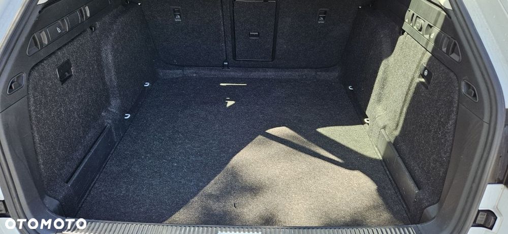 Skoda Superb 2.0 TDI SCR Ambition DSG - 30