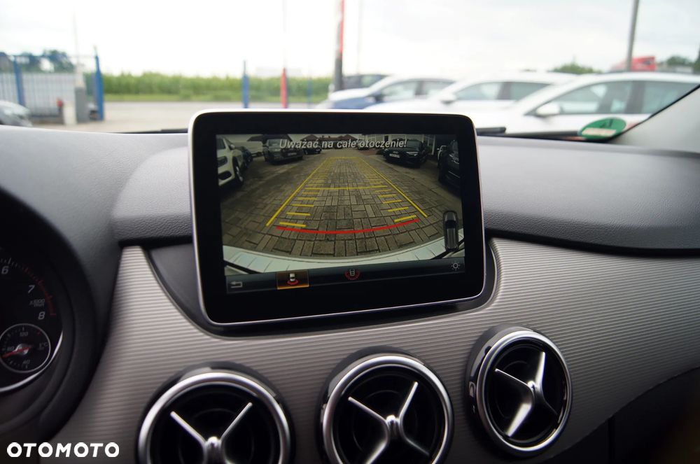 Mercedes-Benz Klasa B 180 Style - 14