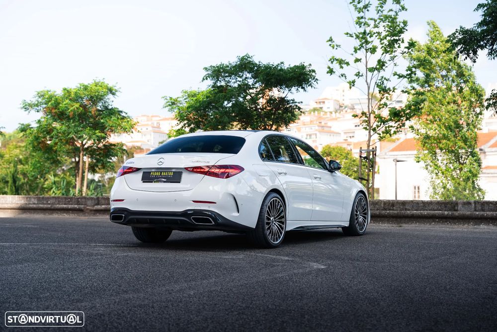 Mercedes-Benz C 300 d AMG Line - 12