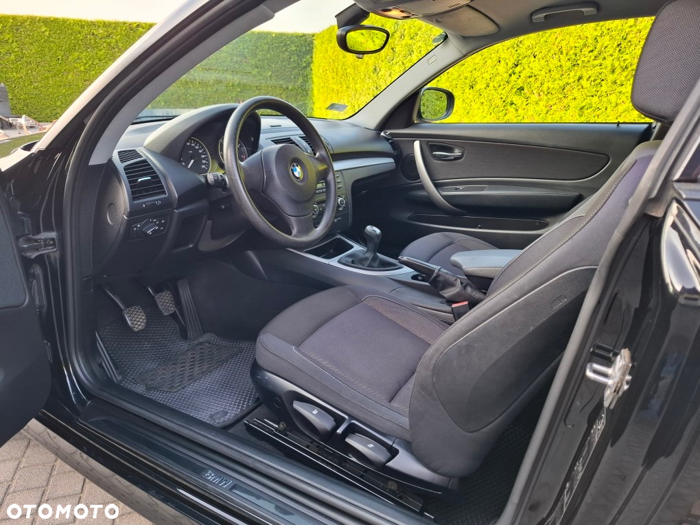BMW Seria 1 116d - 12