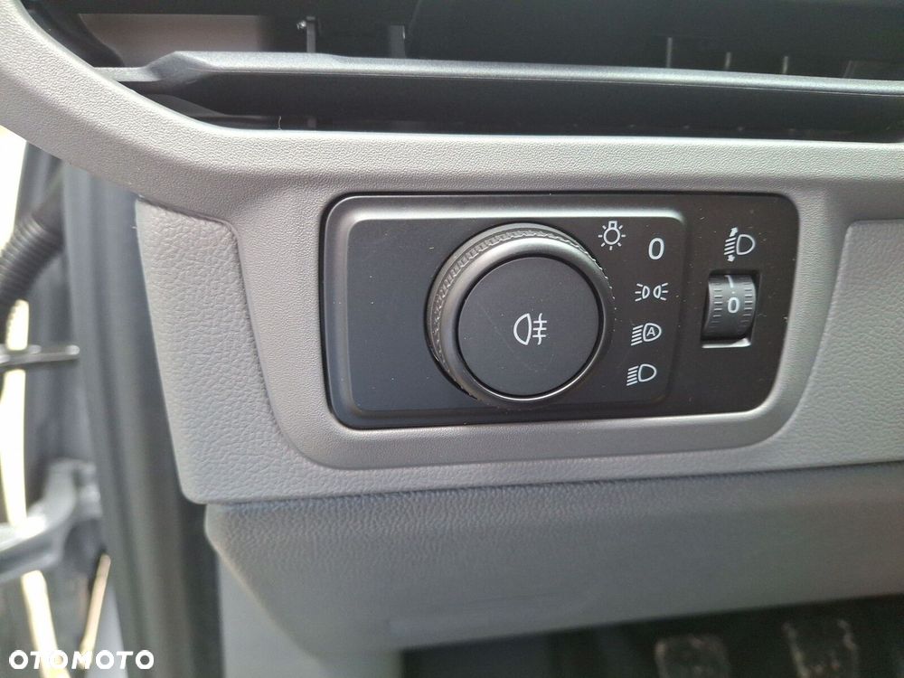 Volkswagen Transporter Furgon 2.0 TDI 150 KM manual - 19