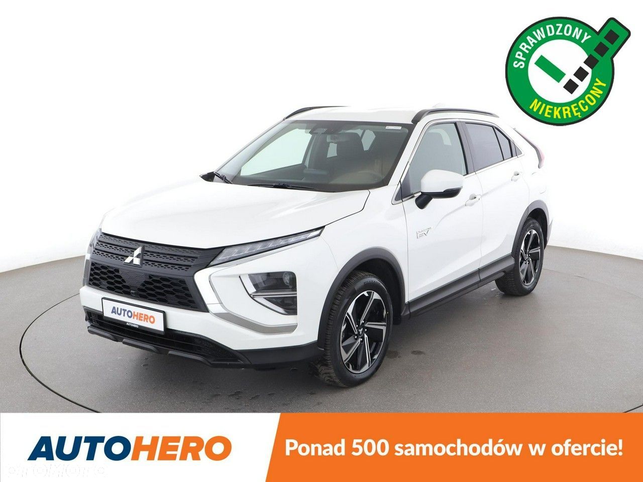 Mitsubishi Eclipse Cross Plug-In Hybrid 4WD Basis - 1