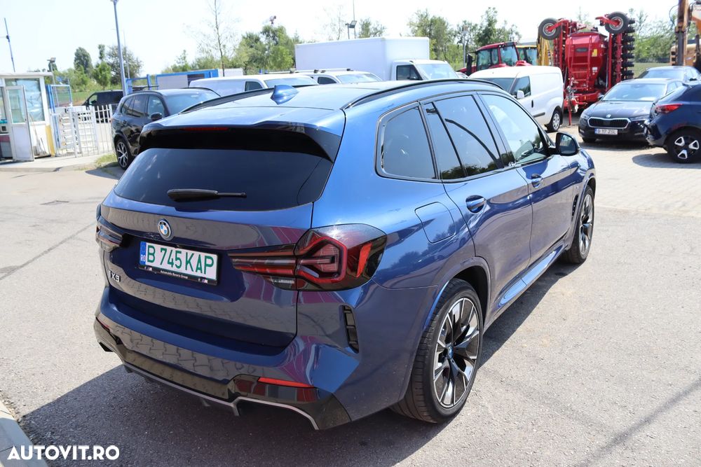 BMW iX3 Standard - 7