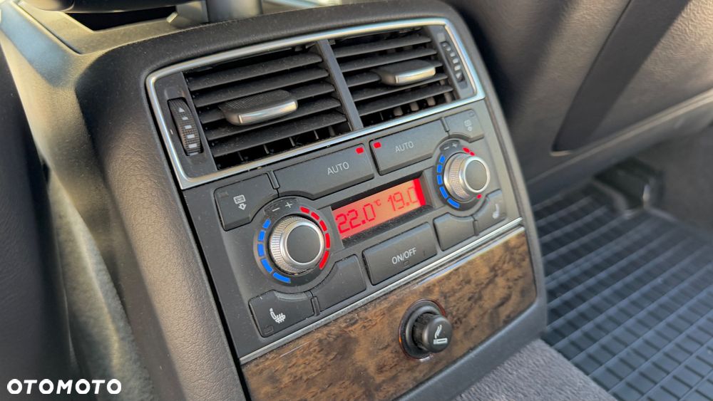 Audi A8 3.2 FSI Quattro - 12