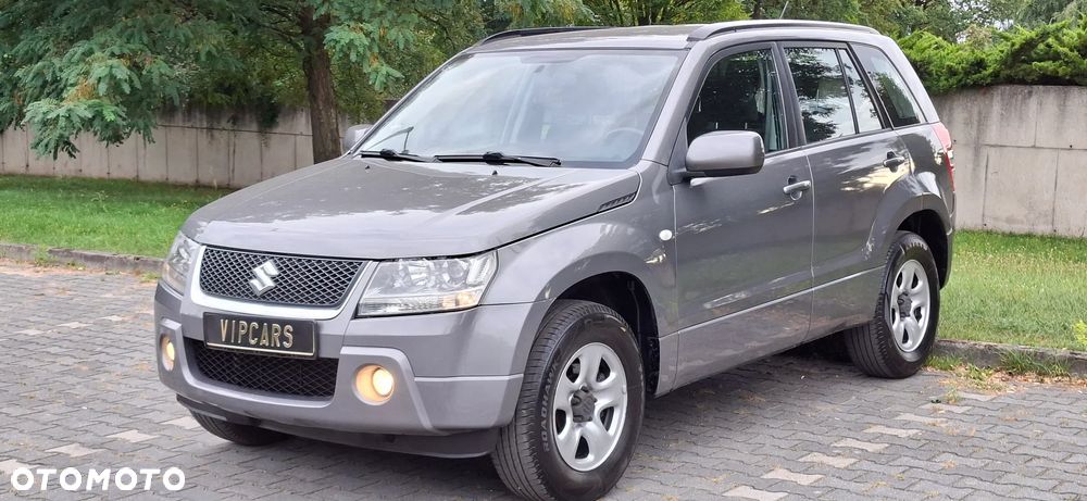 Suzuki Grand Vitara 2.0 Comfort + Family - 3