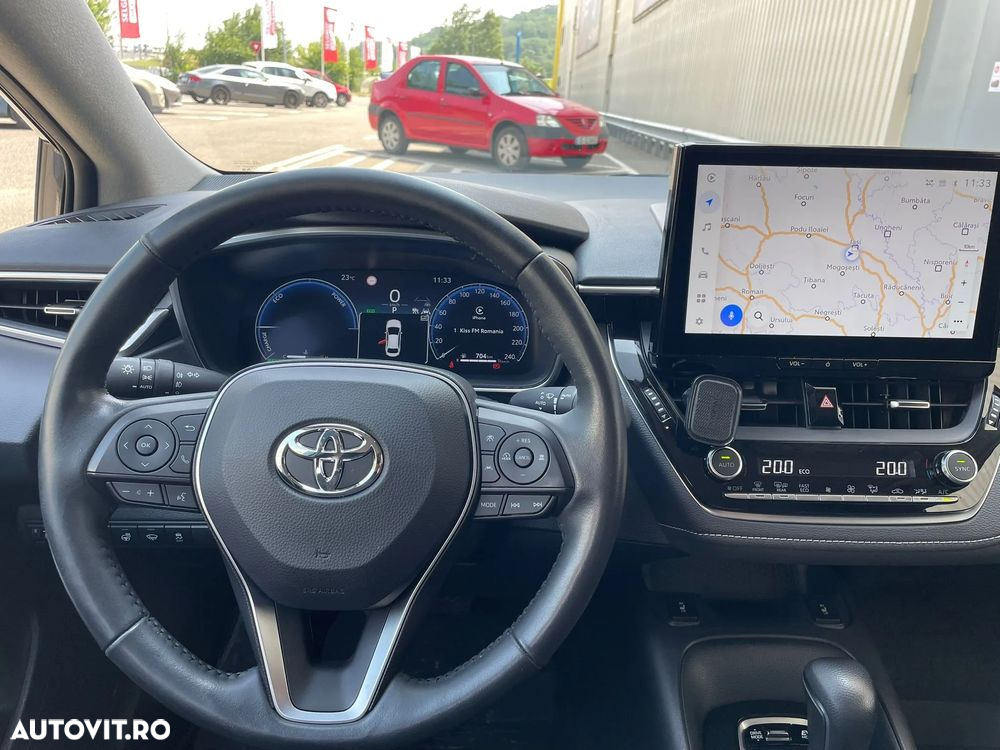 Toyota Corolla - 13