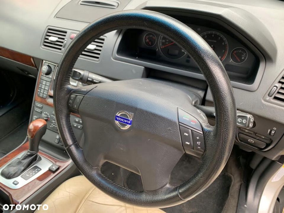 kierownica volvo xc90 skora pod navigacje stan bdb - 1