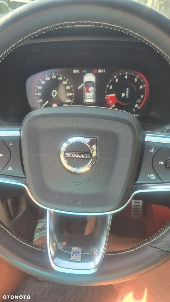 Volvo XC 40 T4 R-Design - 13