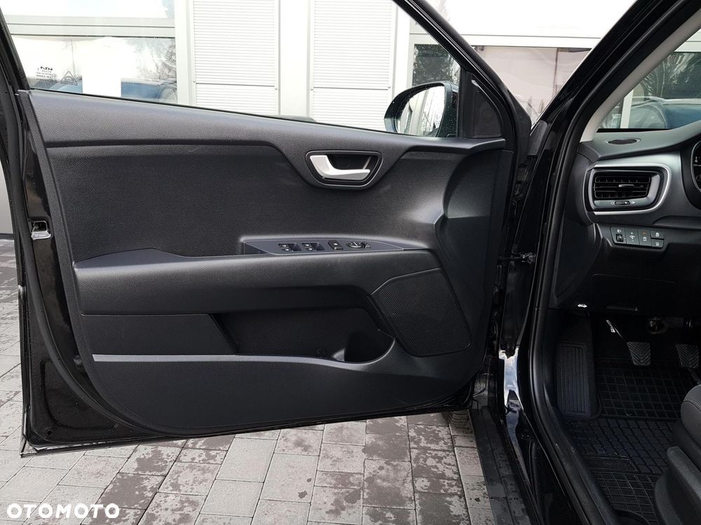 Kia Stonic 1.0 T-GDI M - 11