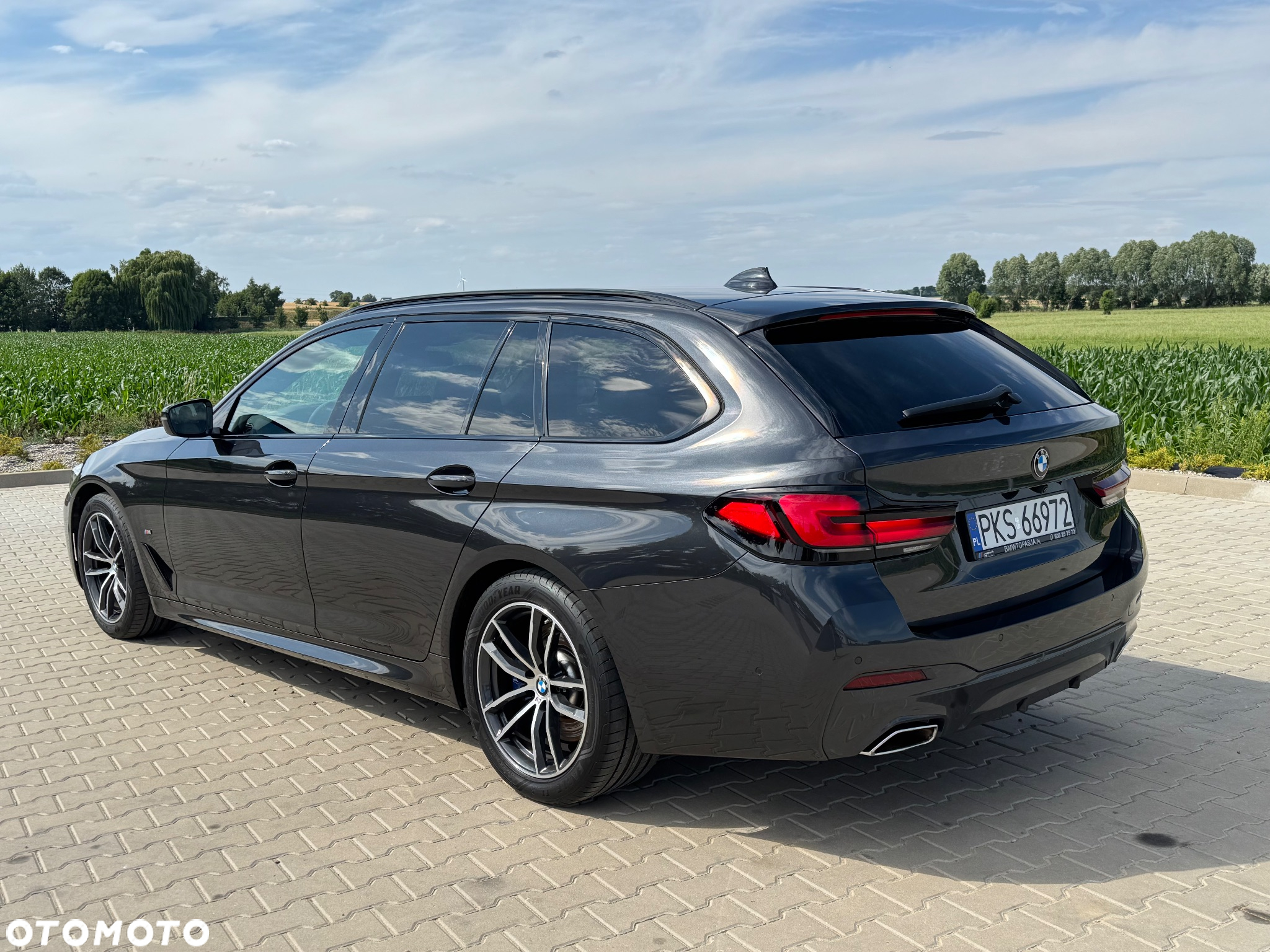 BMW Seria 5 530i Touring M Sport Edition - 7