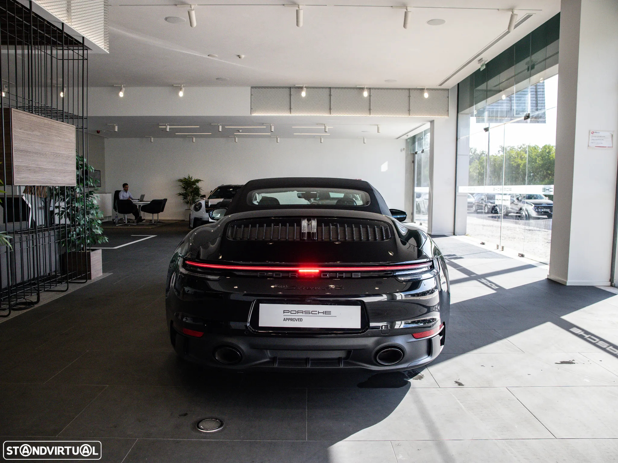 Porsche 911 (992) Carrera Cabrio GTS PDK - 14