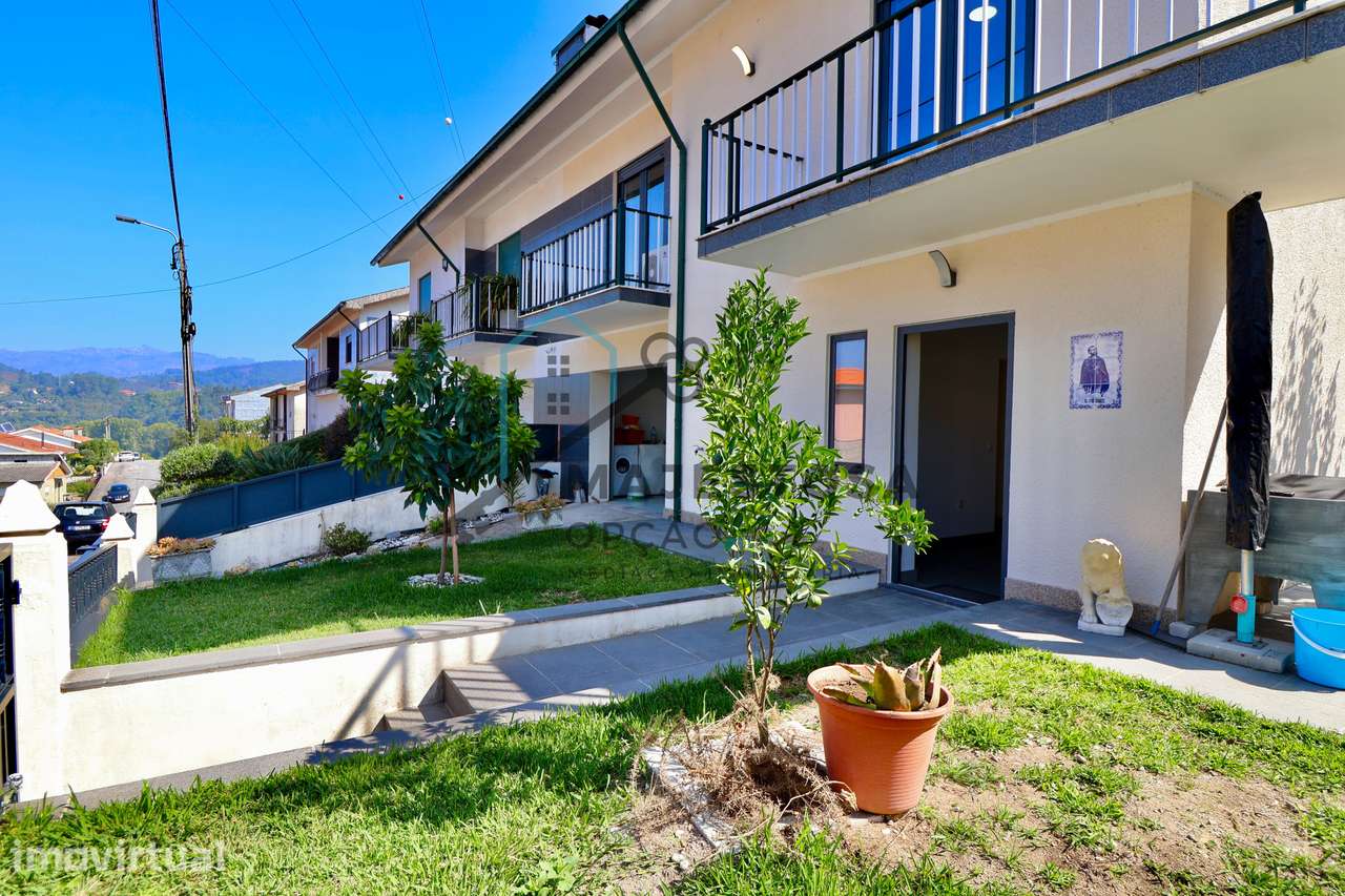 Moradia T5 de Gaveto com Jardim — Póvoa de Lanhoso - Grande imagem: 5/31