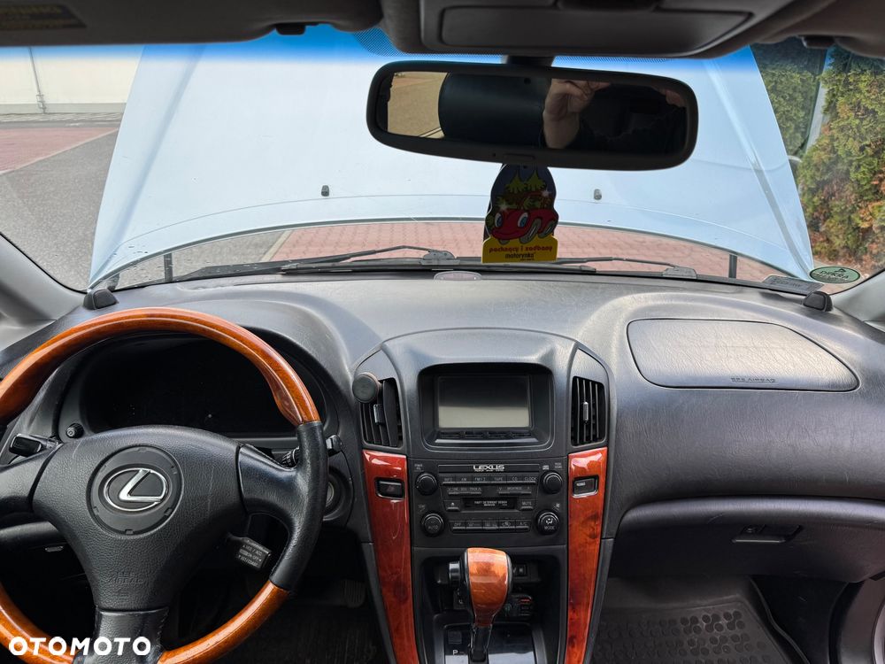 Lexus RX - 18