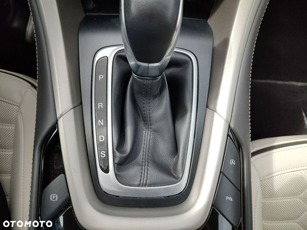 Ford Mondeo 2.0 EcoBoost STart-Stopp Autom Vignale - 23
