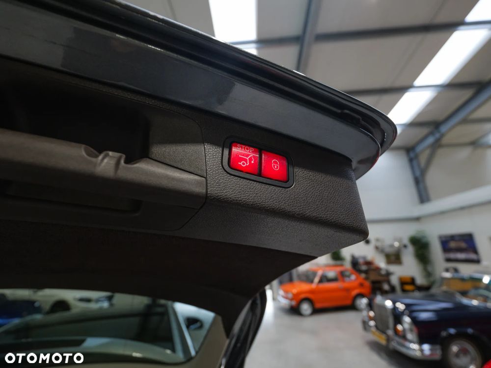 Mercedes-Benz Klasa E 220 d 4-Matic All-Terrain - 40