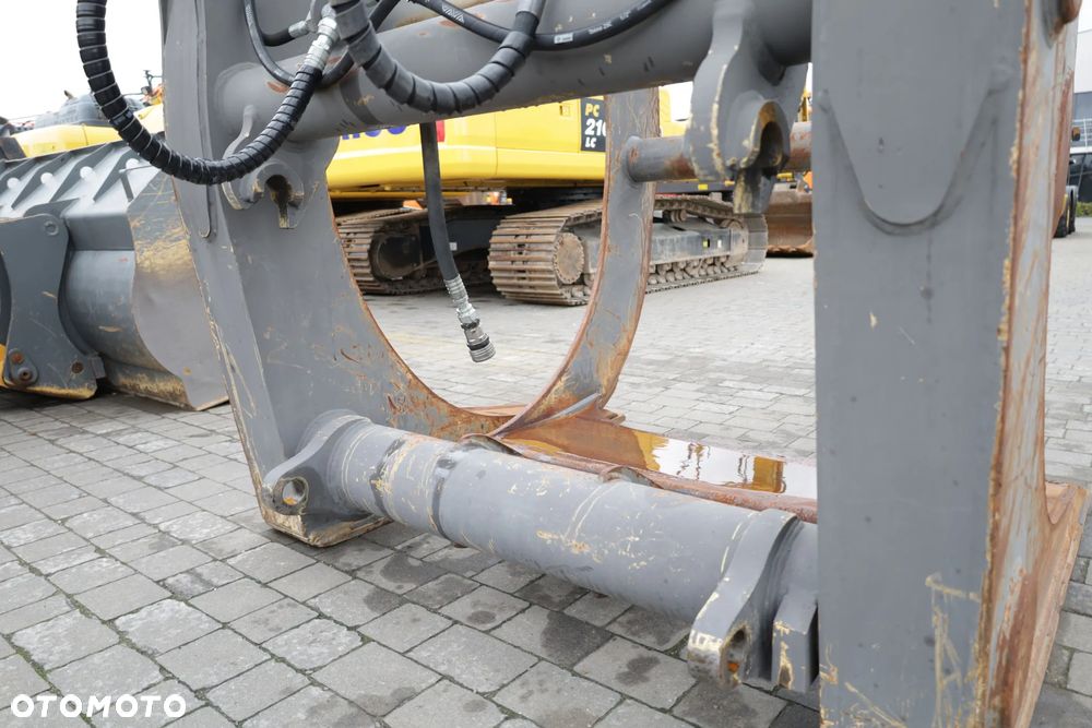 Chwytak do drewna do ładowarki Volvo L110 L120 2.4m3 80832 - 15