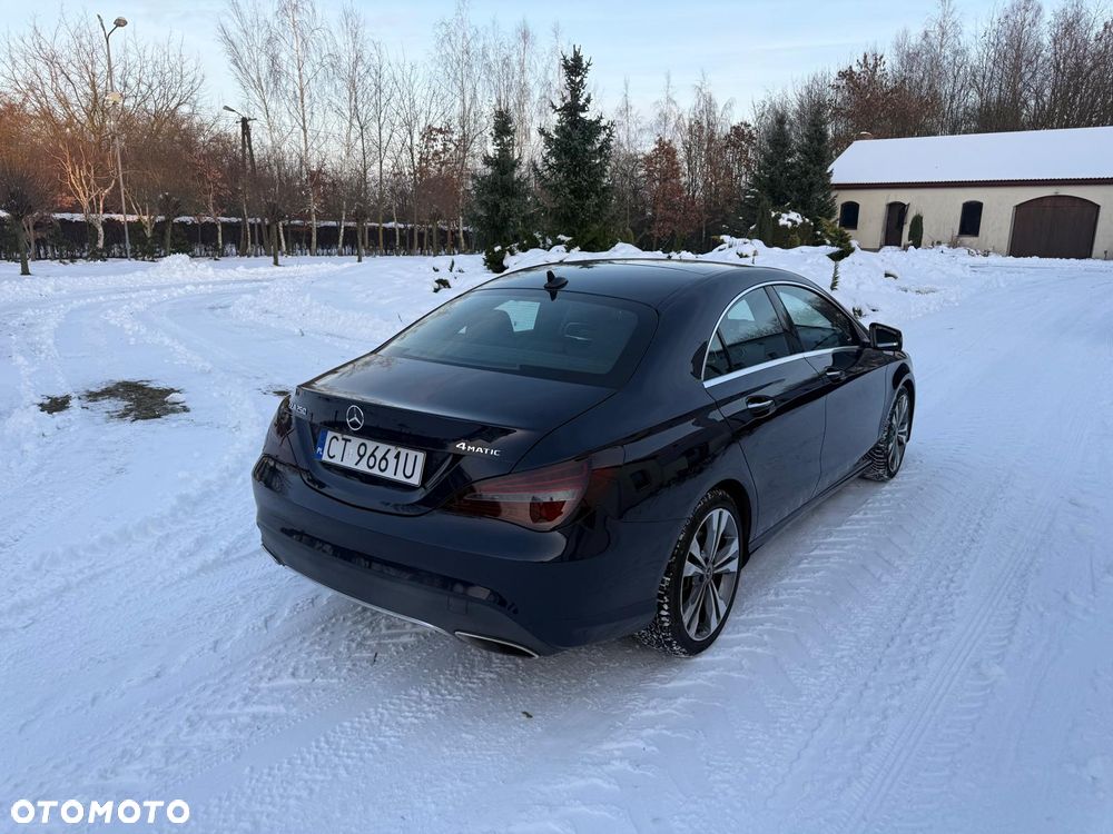 Mercedes-Benz CLA 250 4Matic 7G-DCT - 3