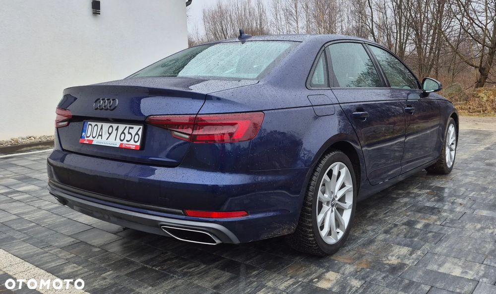 Audi A4 Limousine 2.0 TFSI ultra S tronic design - 5