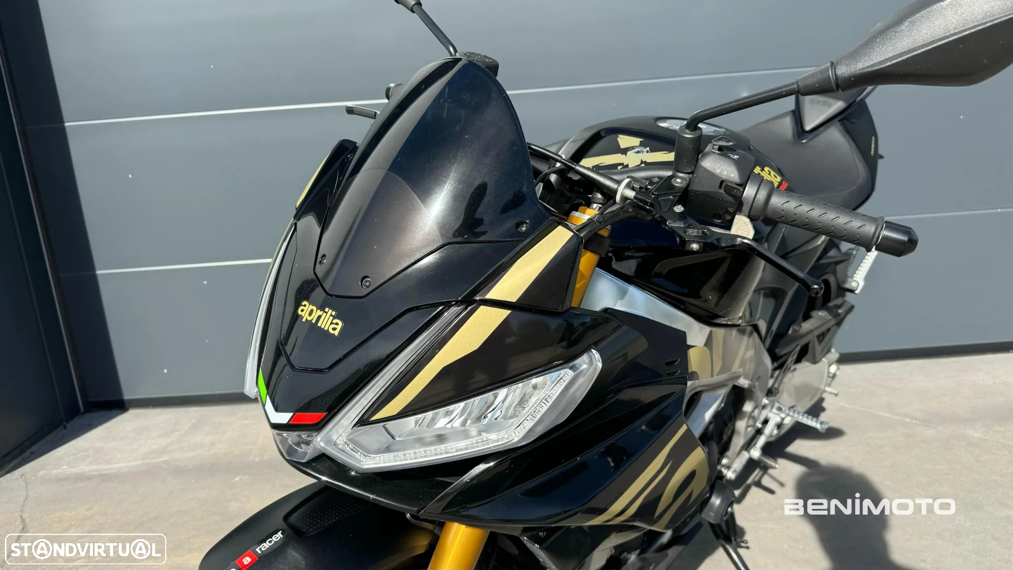 Aprilia Tuono V4 1100 - 11