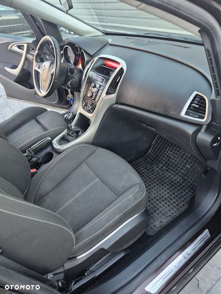 Opel Astra 1.4 Turbo - 9