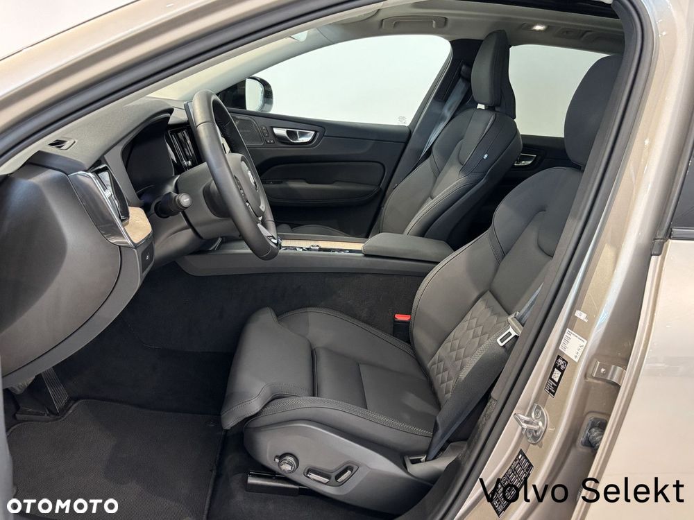 Volvo XC 60 - 25
