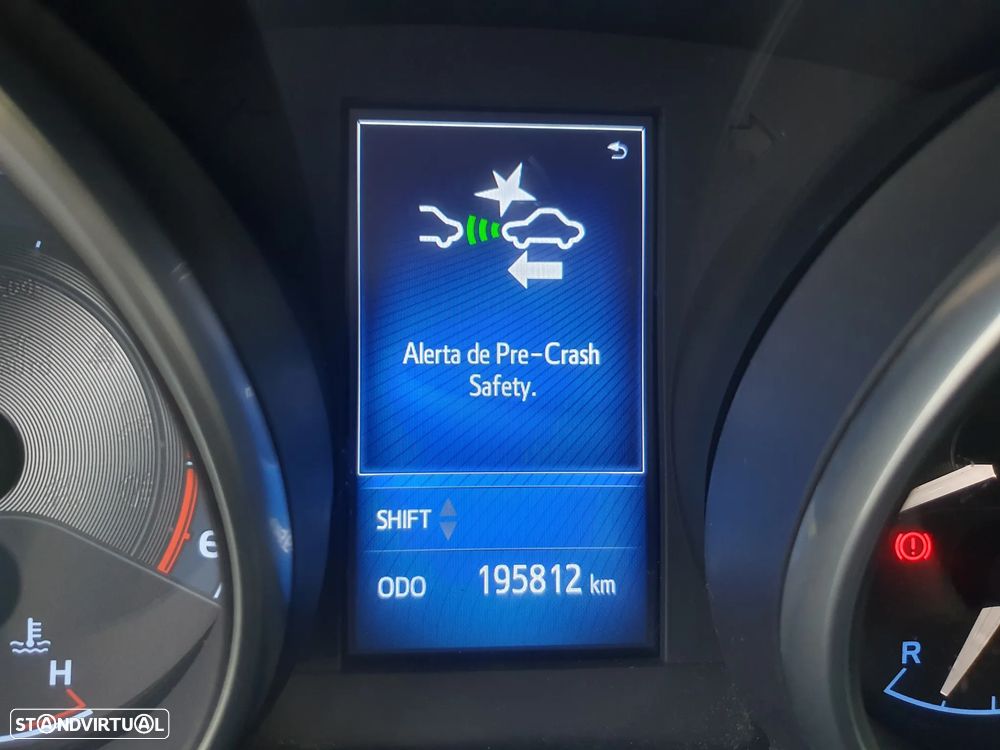 Toyota Auris Touring Sports 1.4 D-4D Comfort+Pack Sport - 26