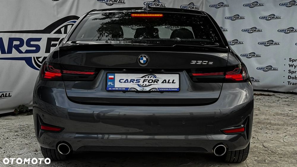 BMW Seria 3 330i Luxury Line - 6